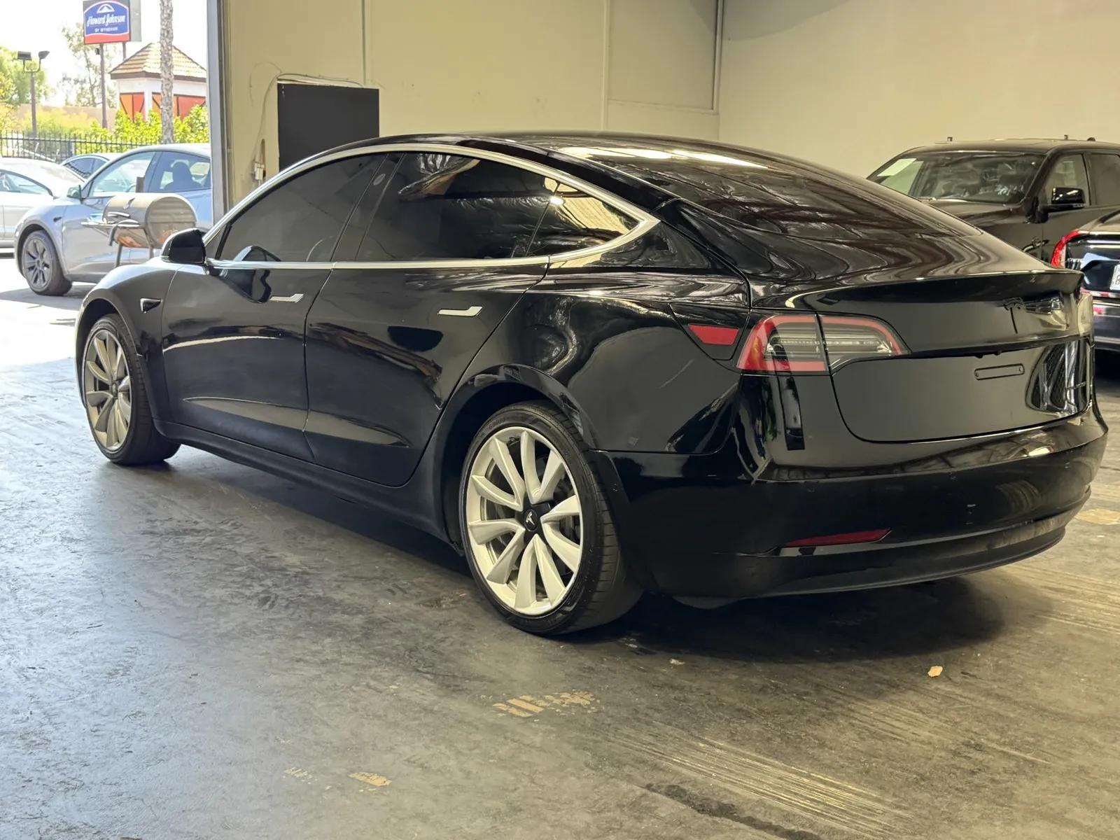 tesla model 3 2019 5YJ3E1EA1KF346083 image tesla model 3 2019 5YJ3E1EA1KF346083 image